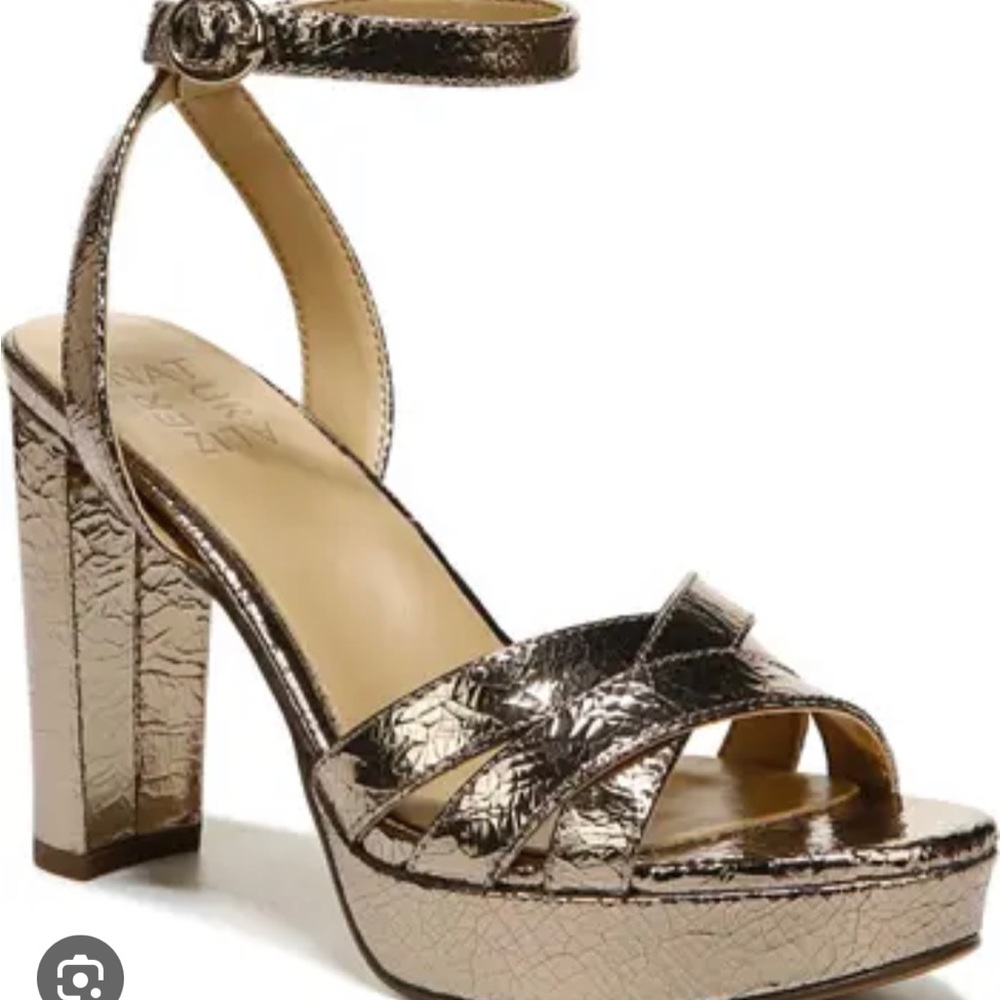 Naturalizar Mallory Luna Heels